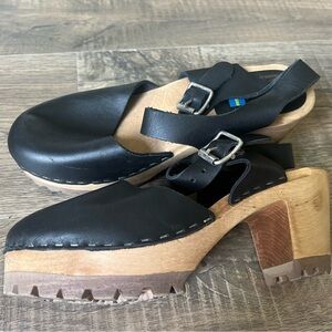 Mia Strap Clogs